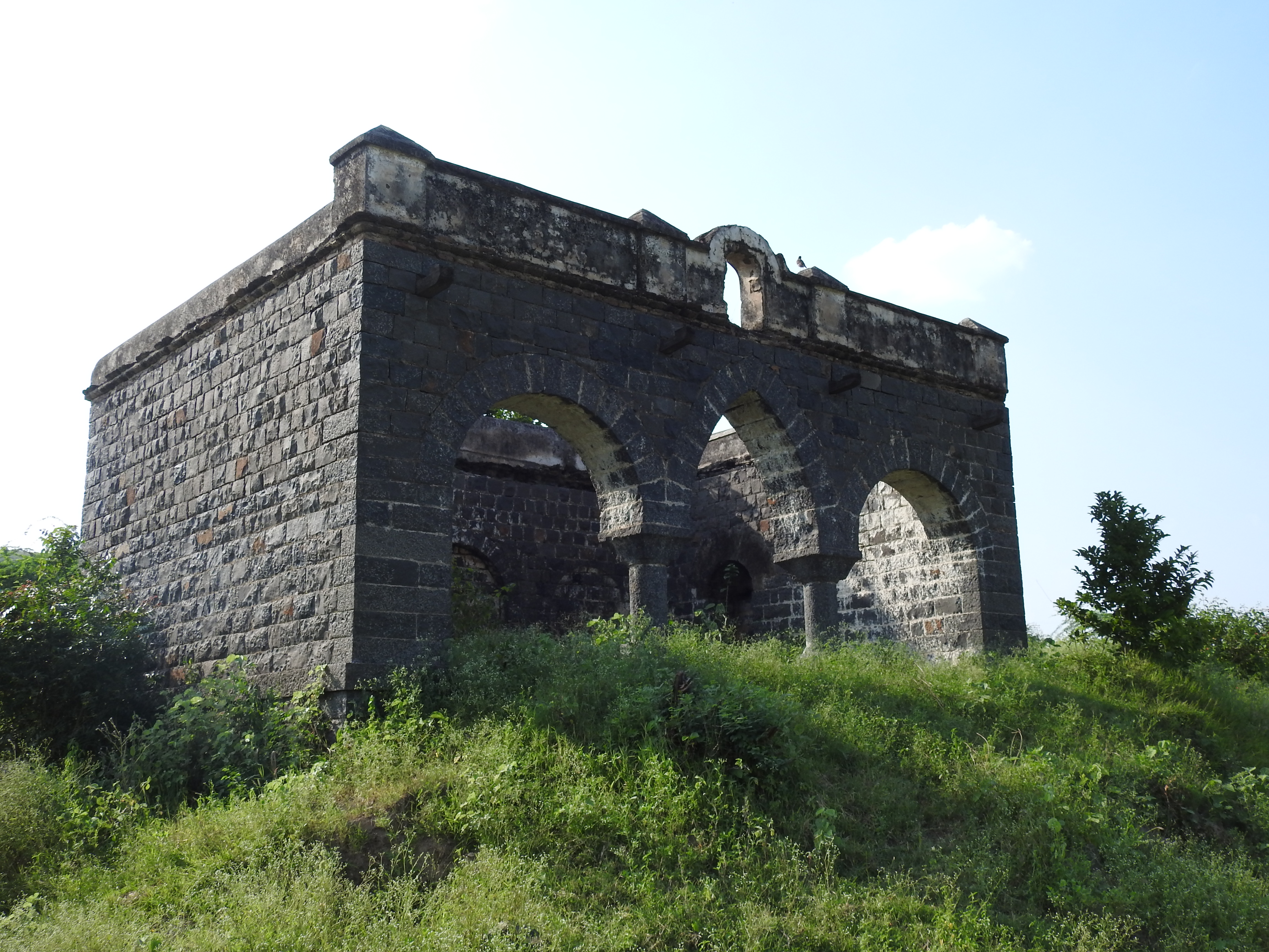 Masjid Jamgaon Fort